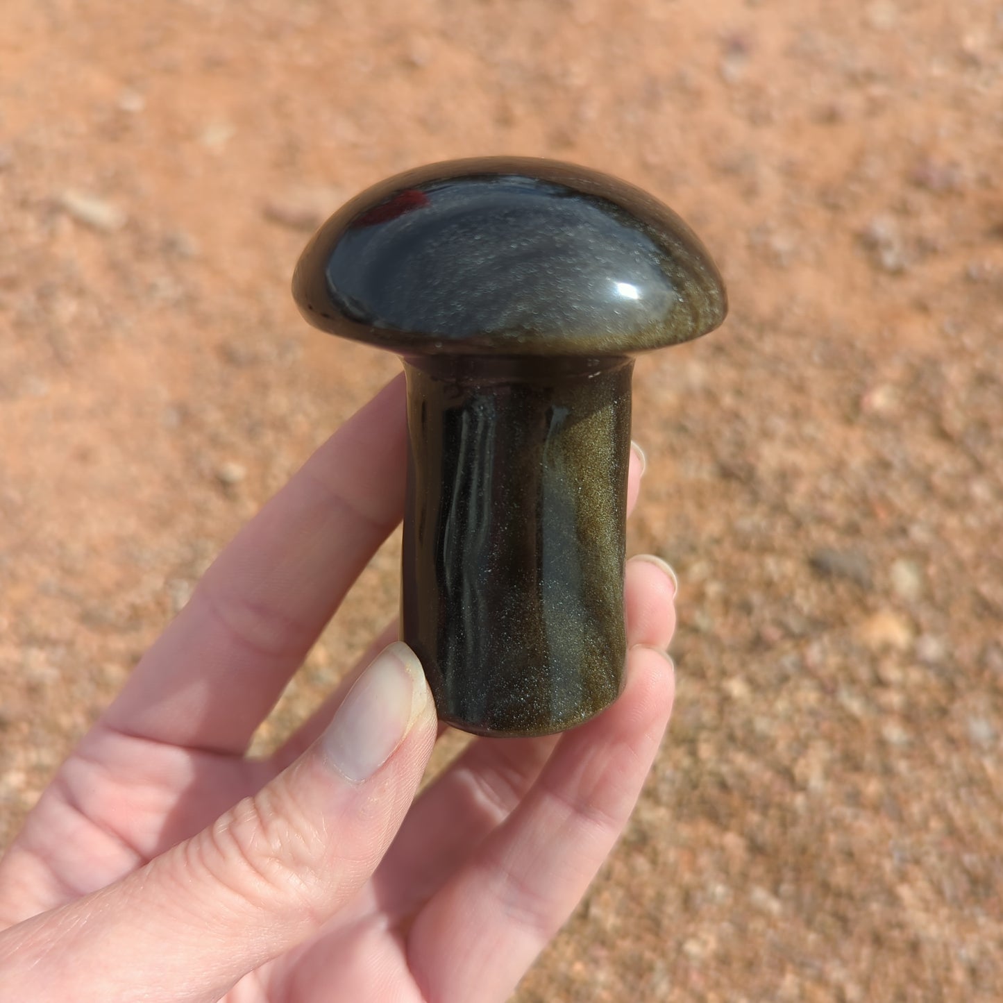 Obsidian mushroom