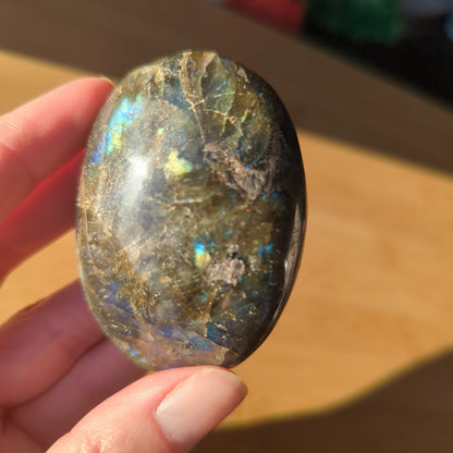 Labradorite palms